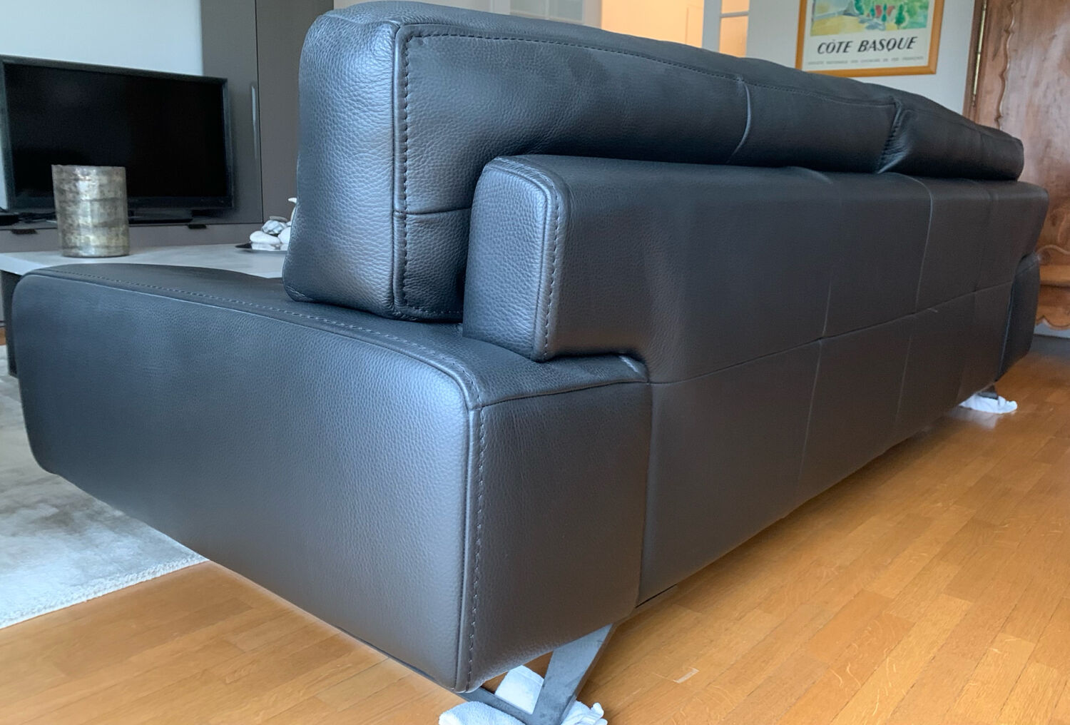 Roche Bobois 3-seater sofa - wide armrests/leather (l. 240 x h. 82)