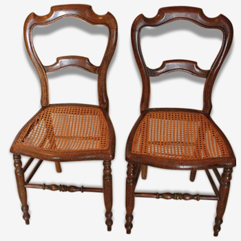 2 chaises cannées anciennes
