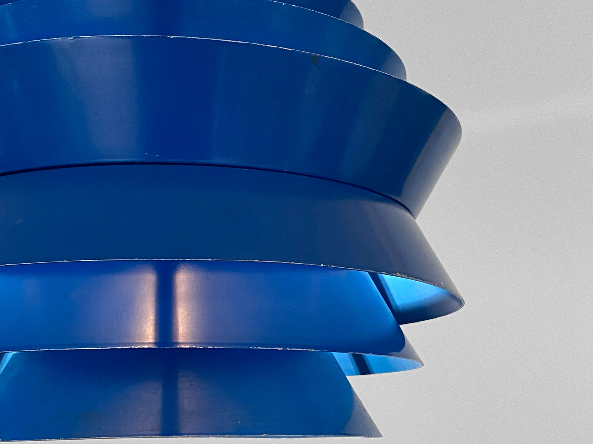 Pendant light "Trava" in blue lacquer by Carl Thore for Granhaga Metallindustri. Sweden 1960s.