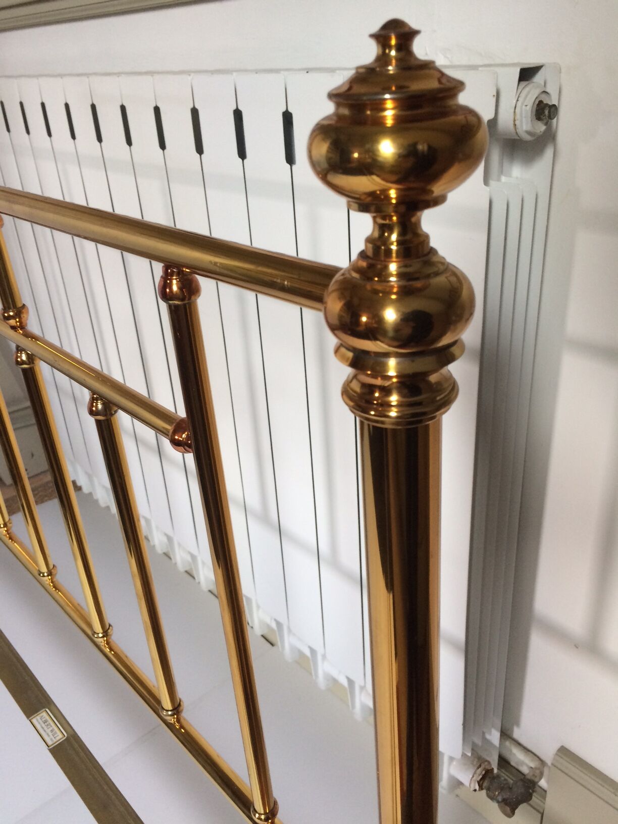 Bed gold brass