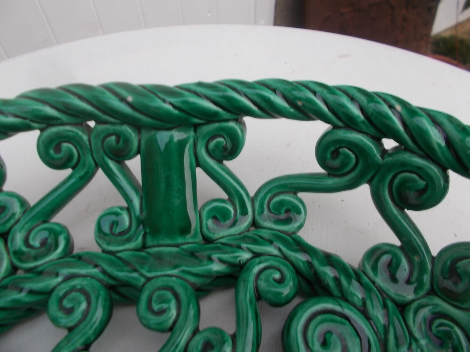 Braided ceramic fruit cup