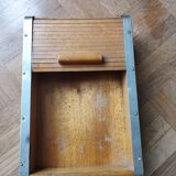 Curtain box
