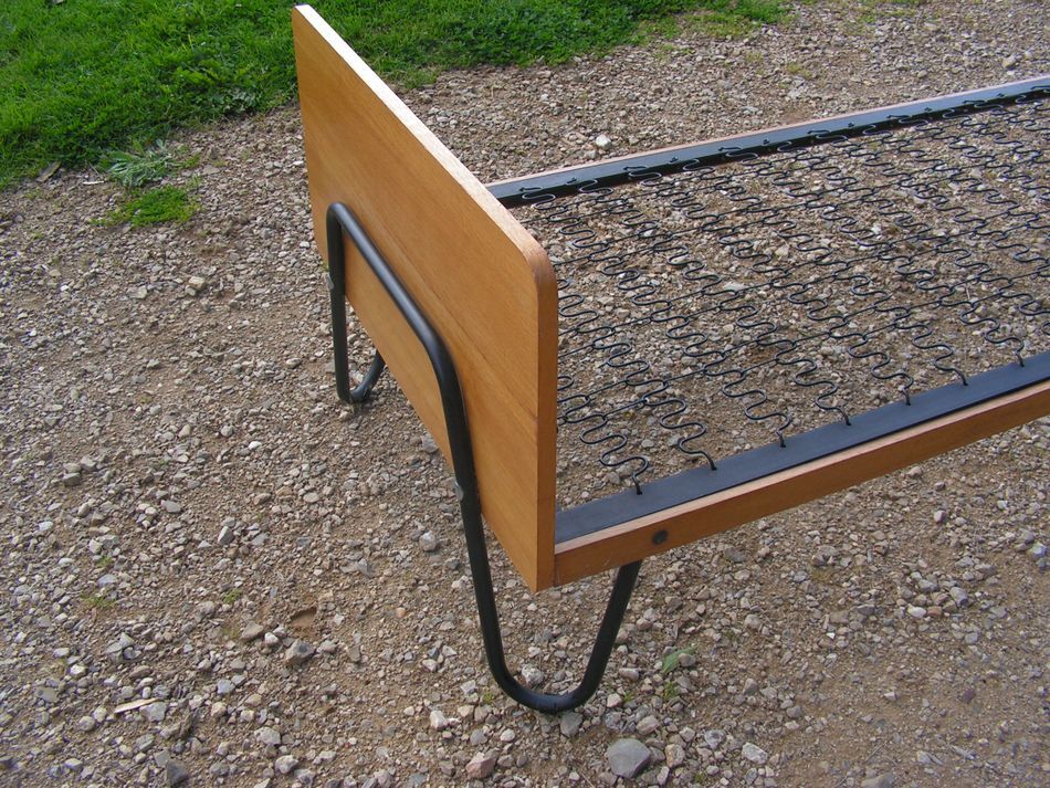 Vintage bed of the years 50