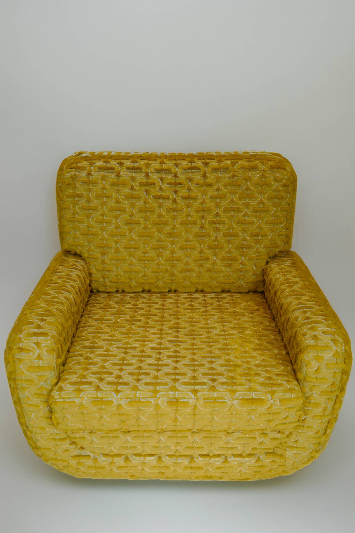 Design Armchair - lacquer and fabric