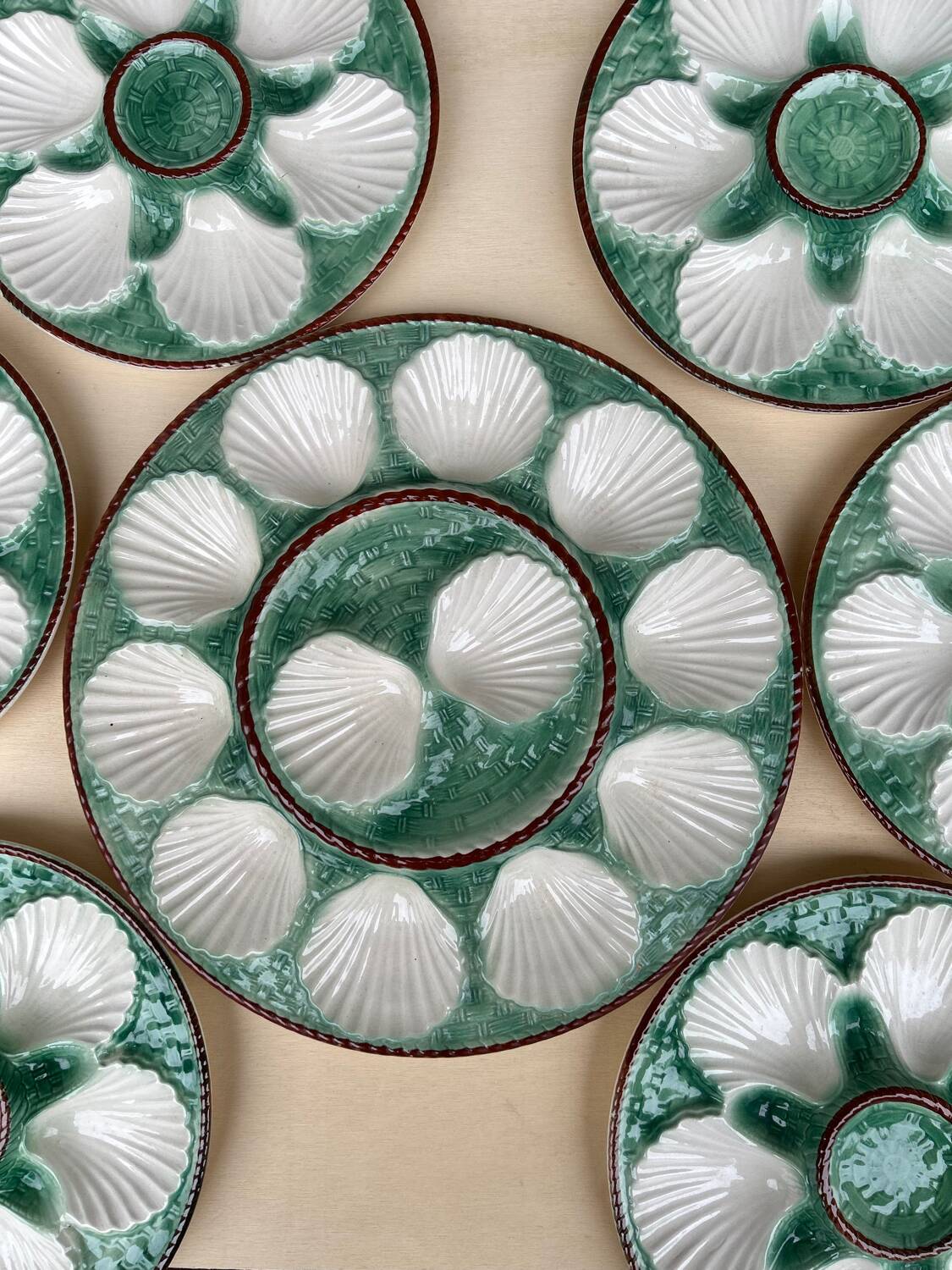 Longchamps oyster plates