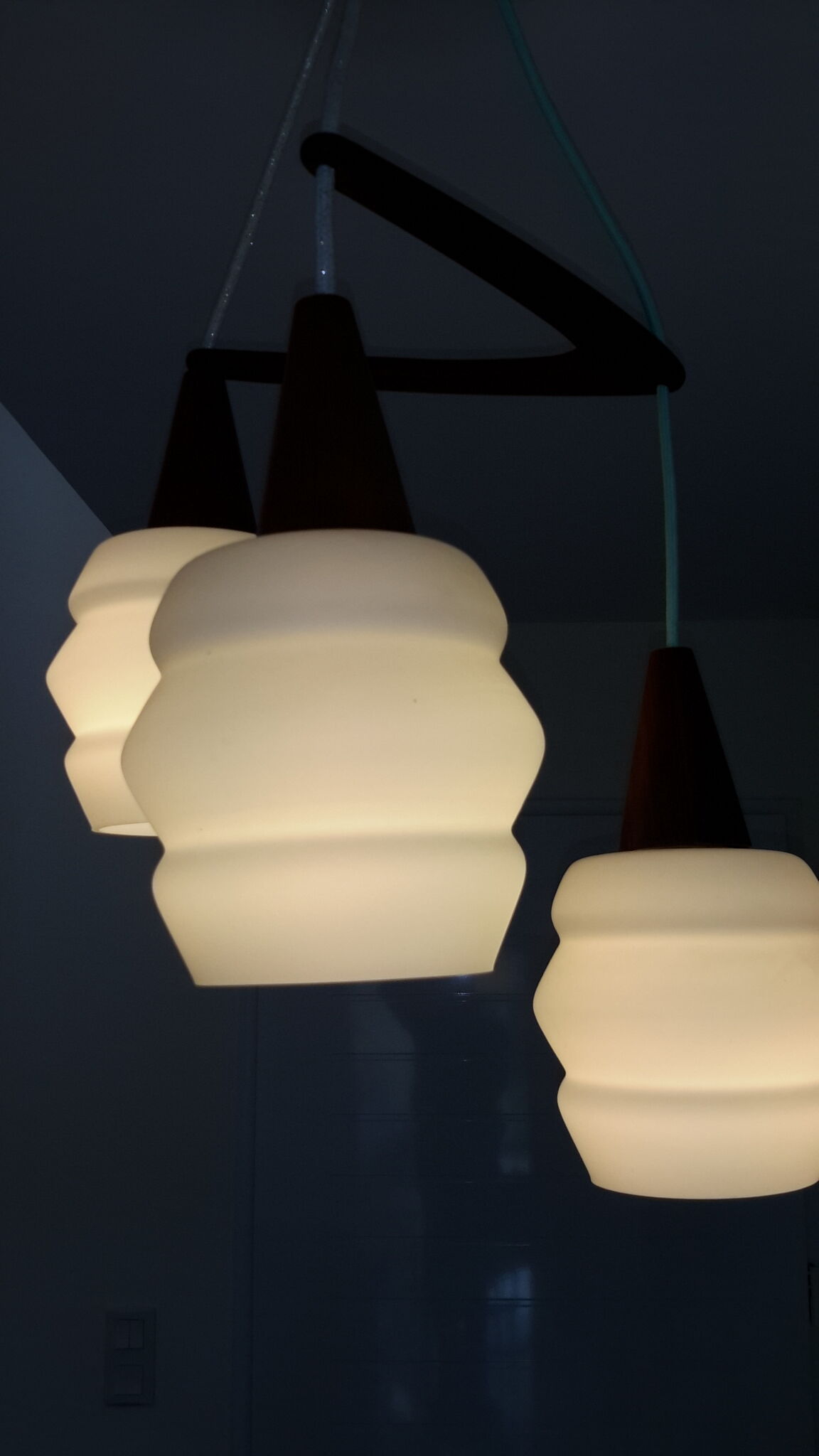 Suspension boomerang Philips design Louis Kalff années 60