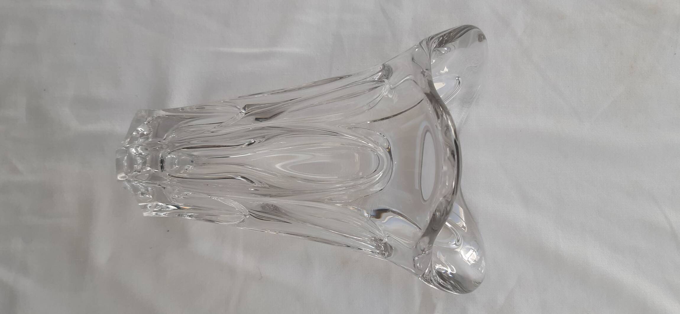 Small tulip-shaped crystal vase