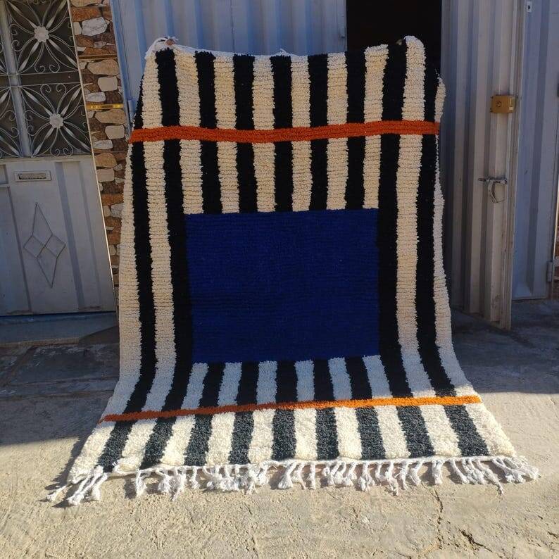 Handmade pure wool rug, custom traditional size 150/250 cm.