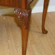 Queen Anne Dining Table in Walnut with Carved Legs, 1930s