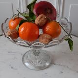 Compotier / servant in molded glass 30s