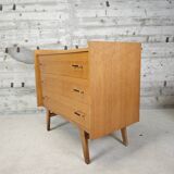 Vintage chest of drawers in light wood
