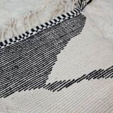 Handmade pure wool rug, size 150 x 250 cm