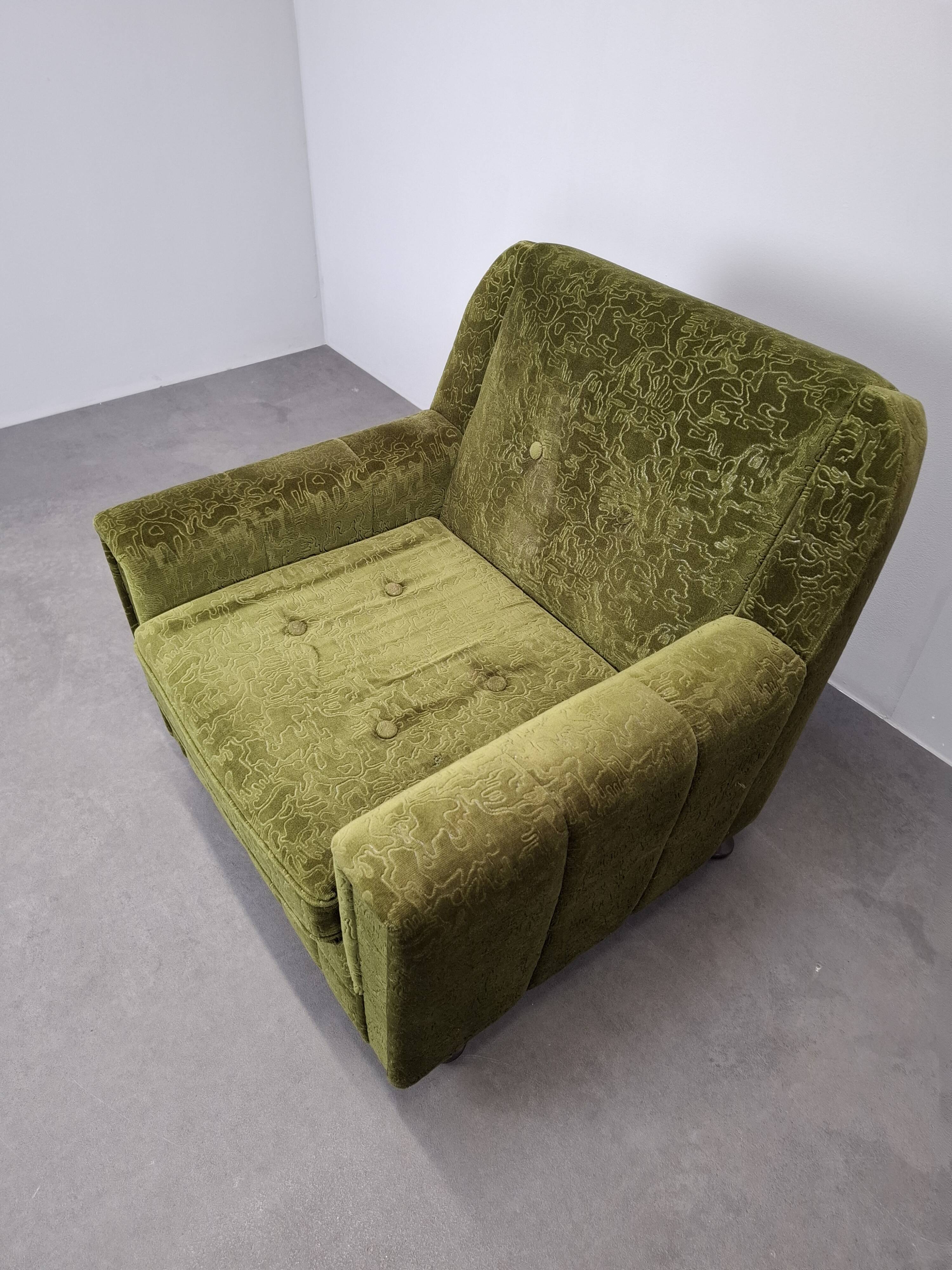 Mid-Century Czechoslovak Green Plush Armchair, 1970s