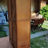 Armoire parisienne