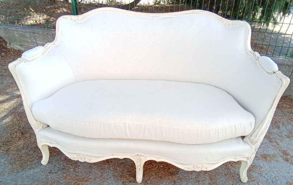 Louis XV style bench