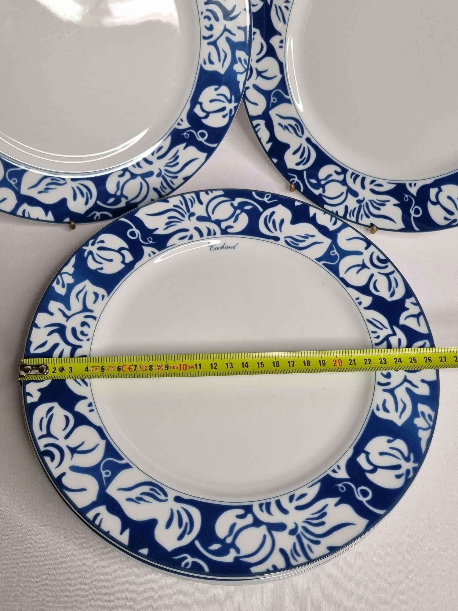 Set of six plates "Cacharel" porcelain with floral decoration, 27 cm
