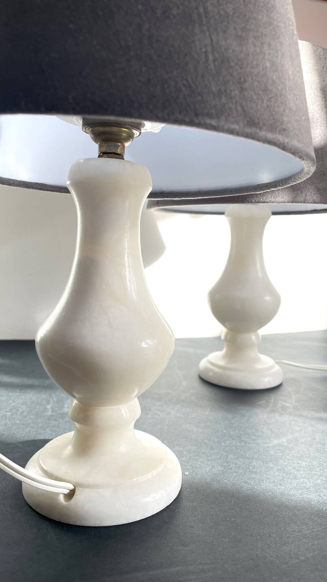 Paire lampes albâtre vintage