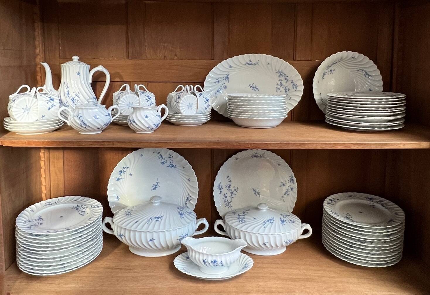Haviland Limoges Porcelain Dinner and Coffee Service for 12