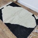 Handcrafted Moroccan Berber Rug 143 X 88 CM