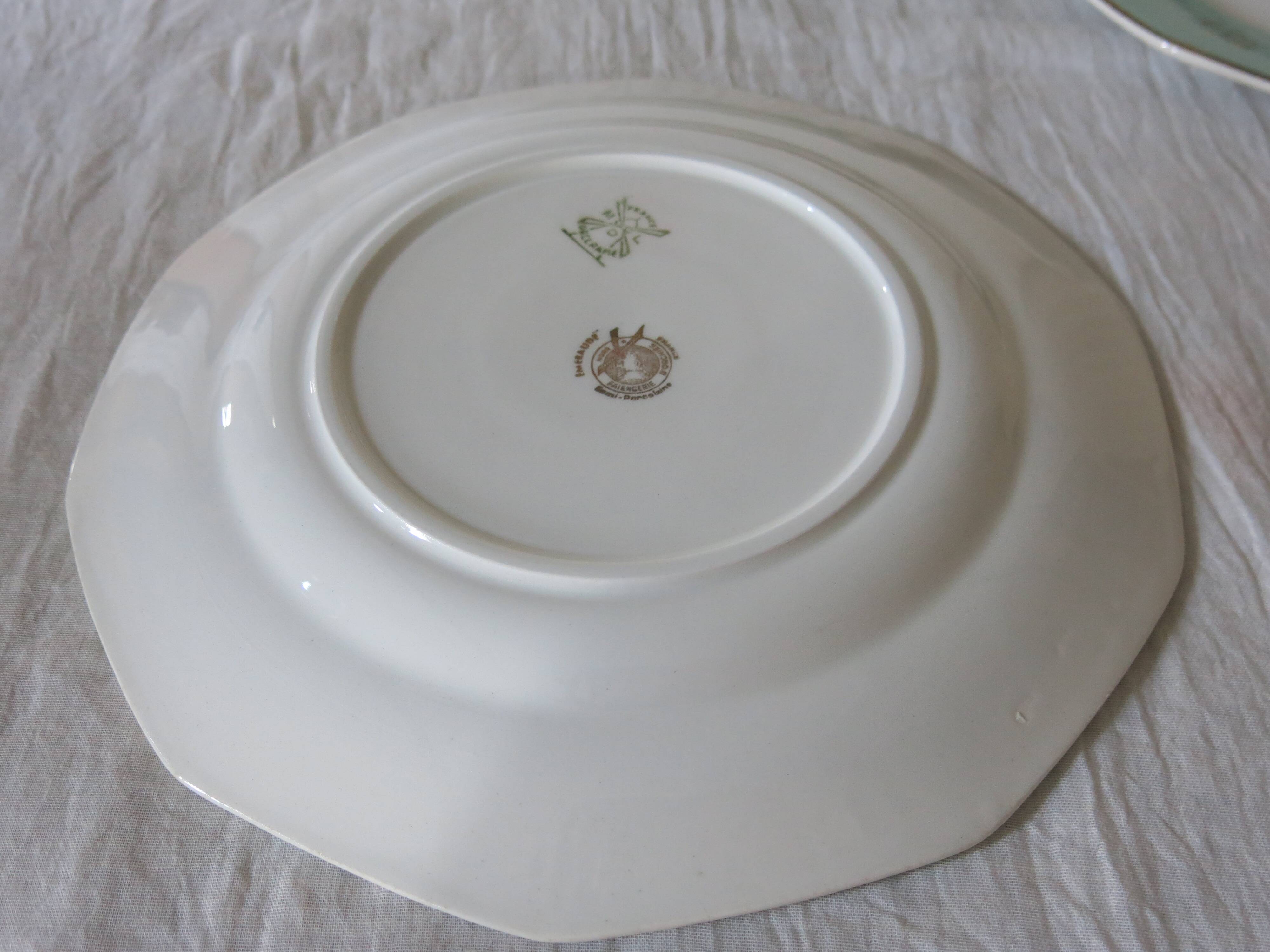 6 flat plates from Moulin des loups in good condition