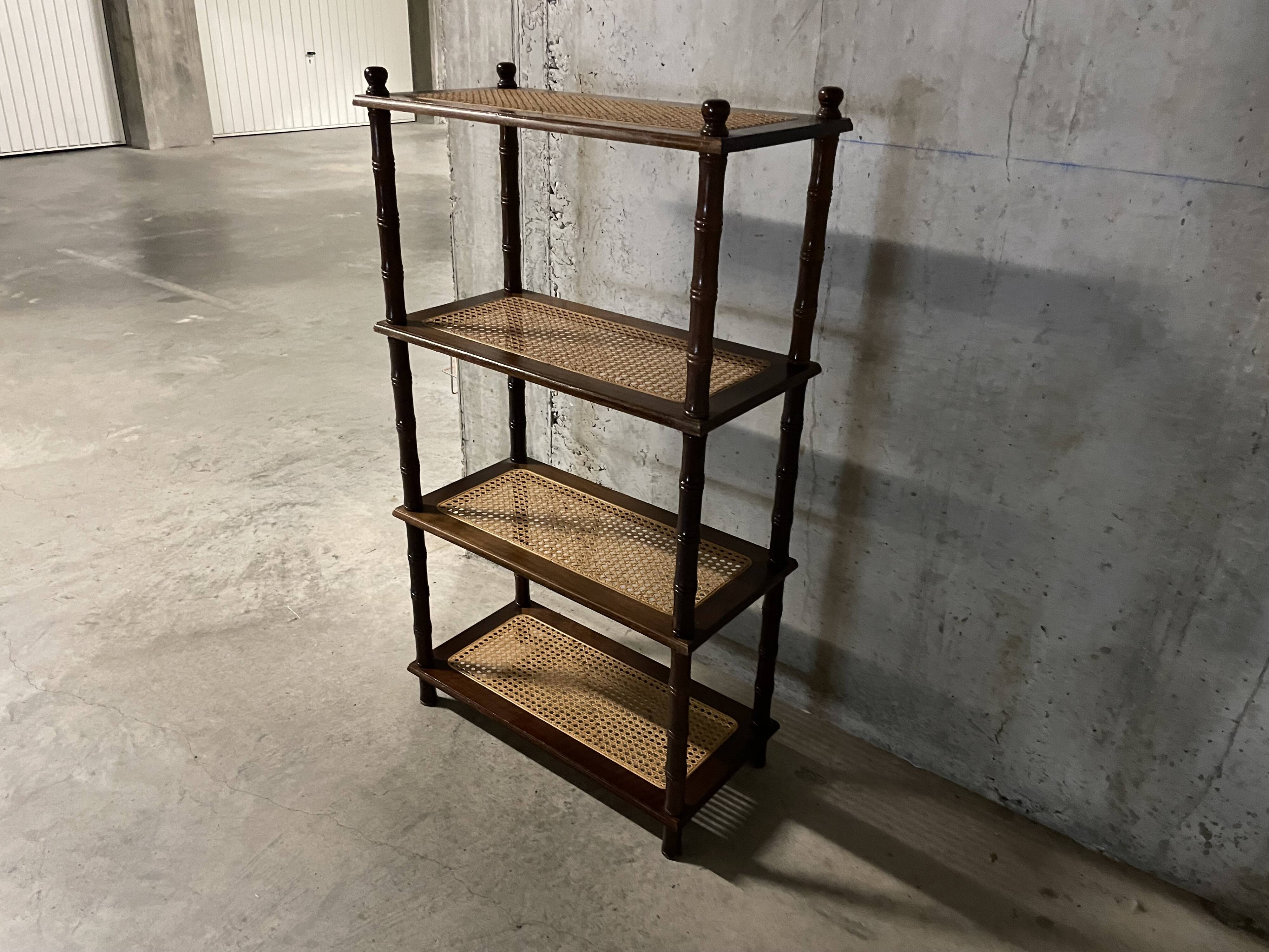 Etagère cannée