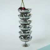 Set of 6 small, very elaborate stainless steel bowls with fine legs, mid-height, Design, 1970