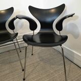 Very rare - Arne Jacobsen “Lily” 3208 armchair – Fritz Hansen – Black lacquered