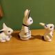3 lapins en céramique craqelée  , poterier Dedham , Usa