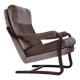 Fauteuil danois des années 1970, en velours côtelé marron clair, bois de hêtre foncé.