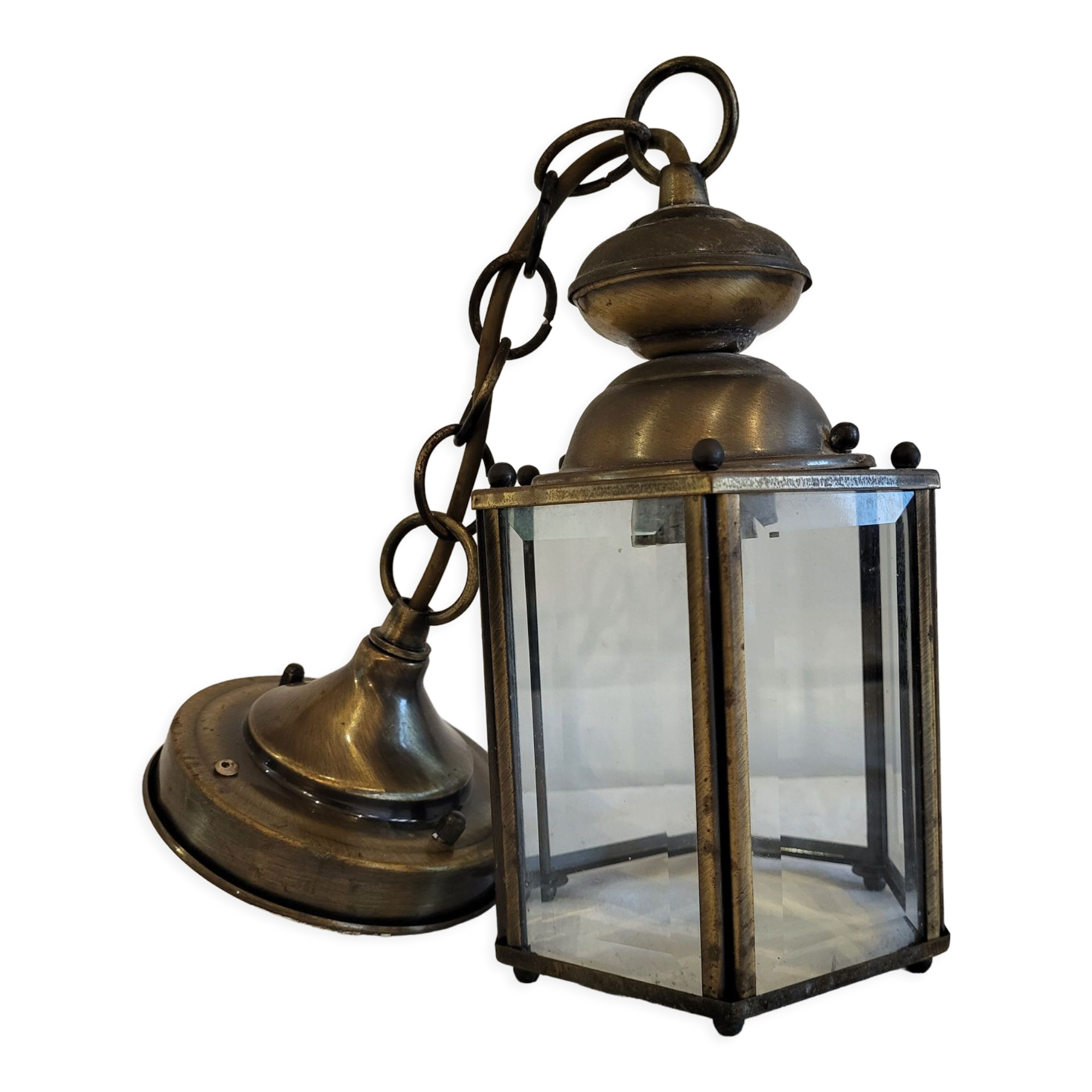 Hexagonal suspension in copper and glass