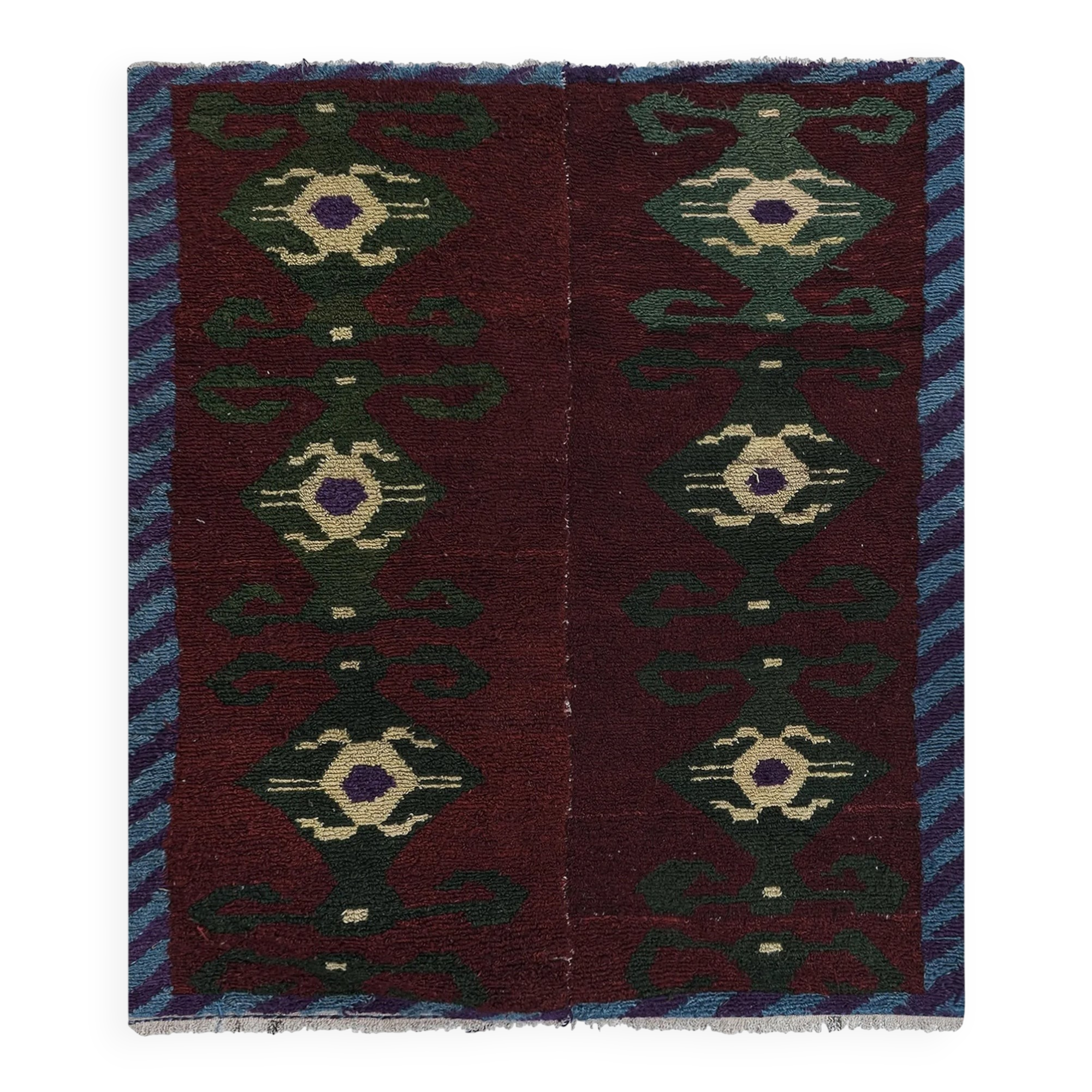 Vintage handmade Turkish rug 135x154 cm