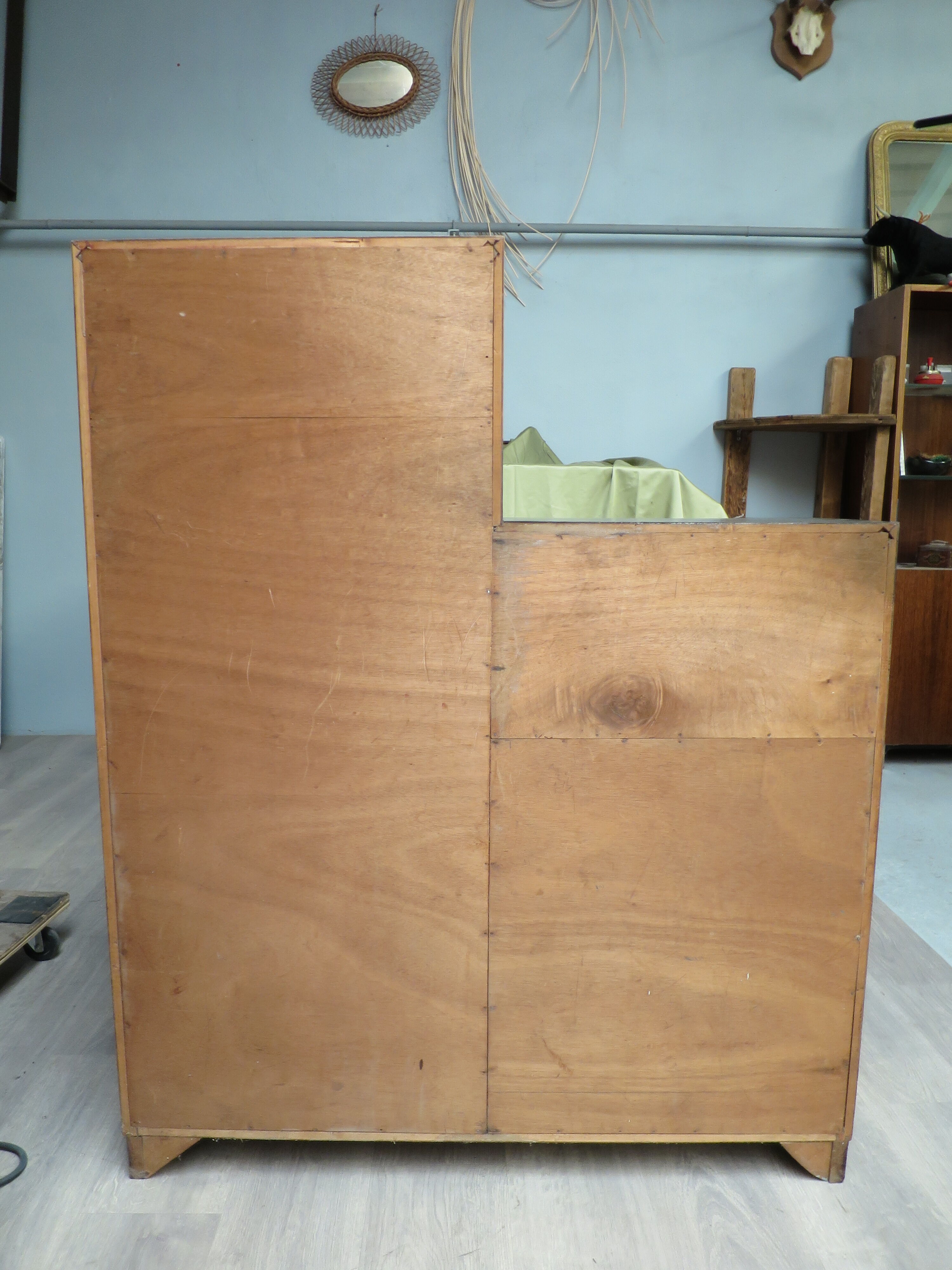 Oak furniture year 60