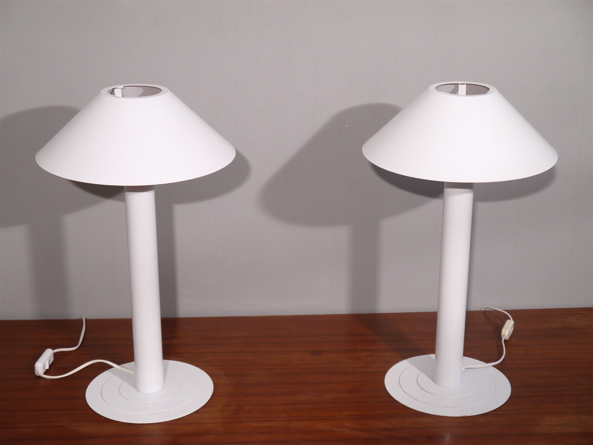 Paire de lampes vintage danoise Lyfa éditeur Bent Karlby design