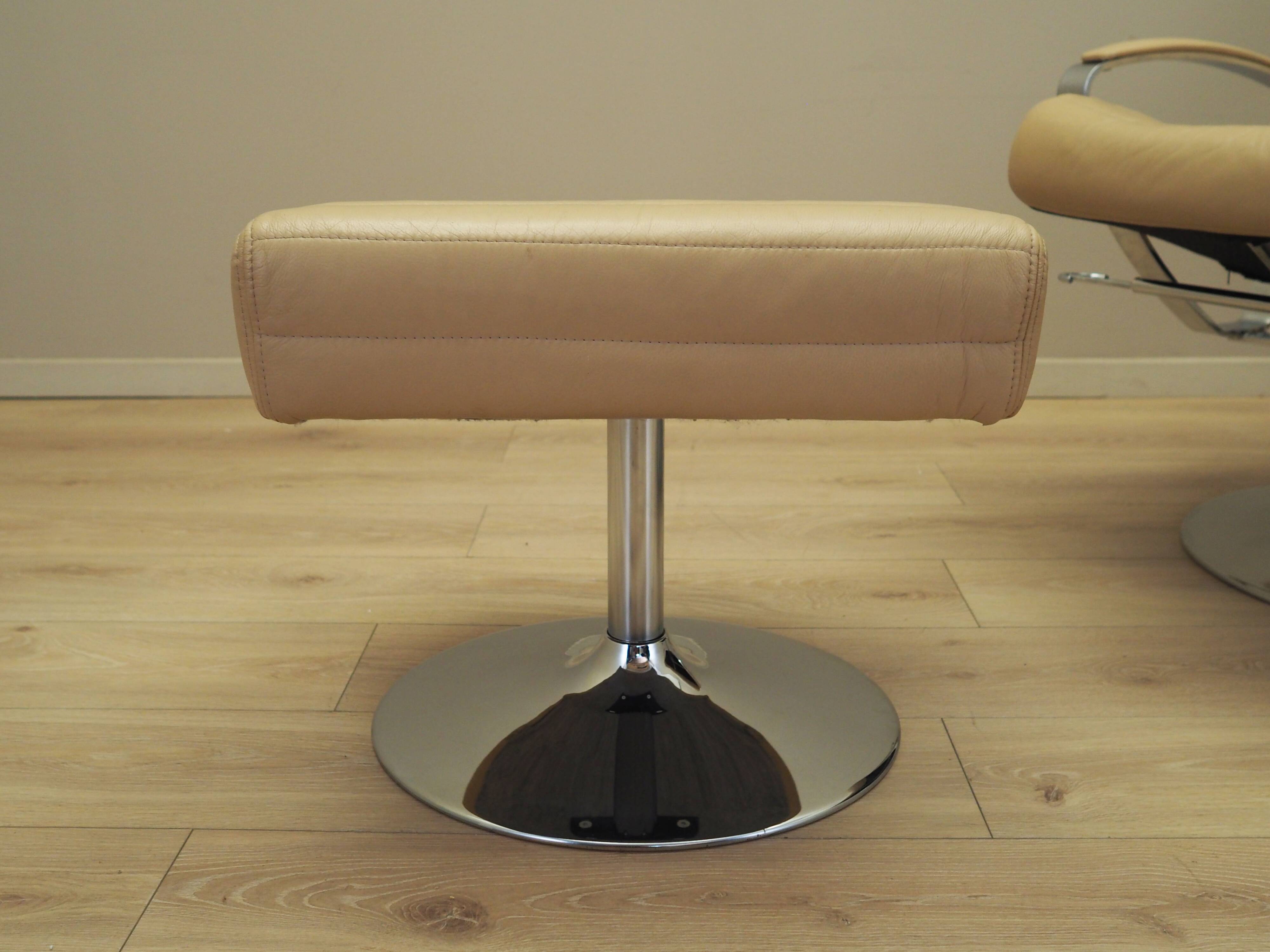 Lounge armchair and footstool set, Danish design, 1970s, manufacture: BoCon