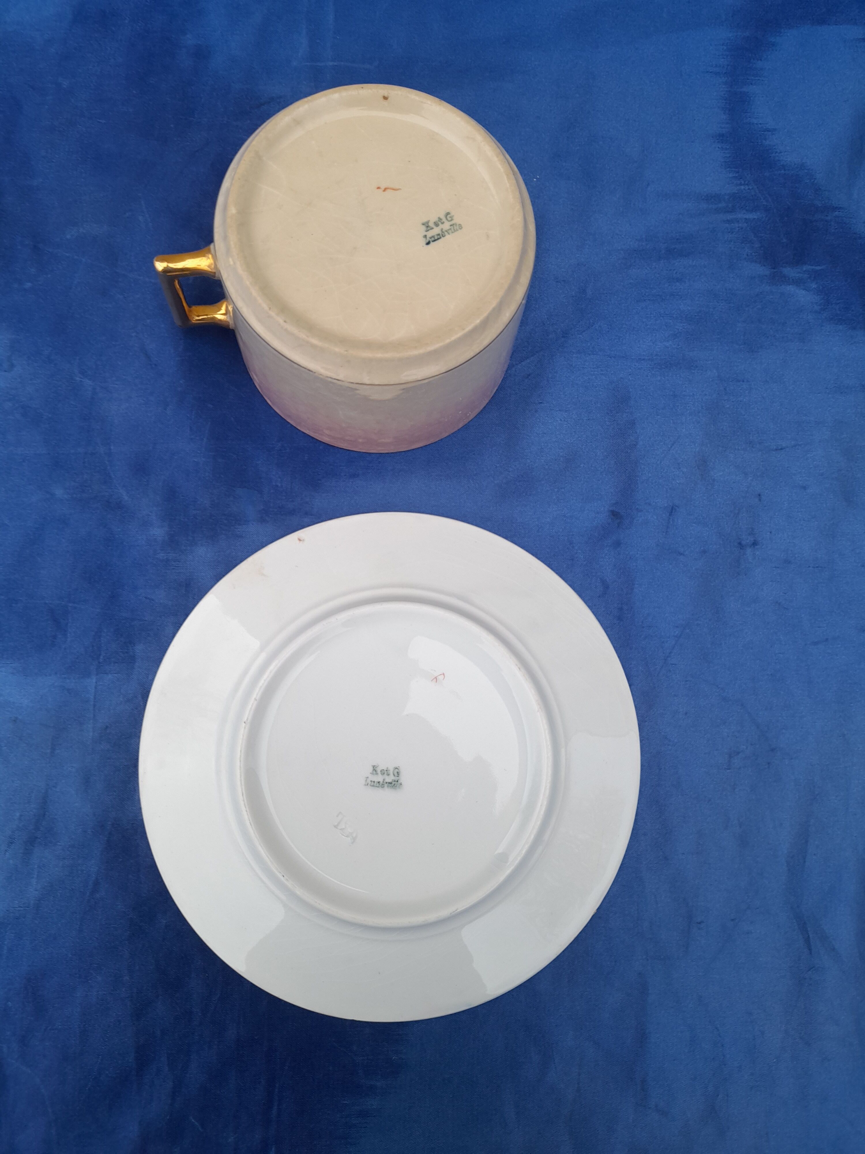 Tea cup with saucer in Earthenware K G Lunéville (Keller Guerin)