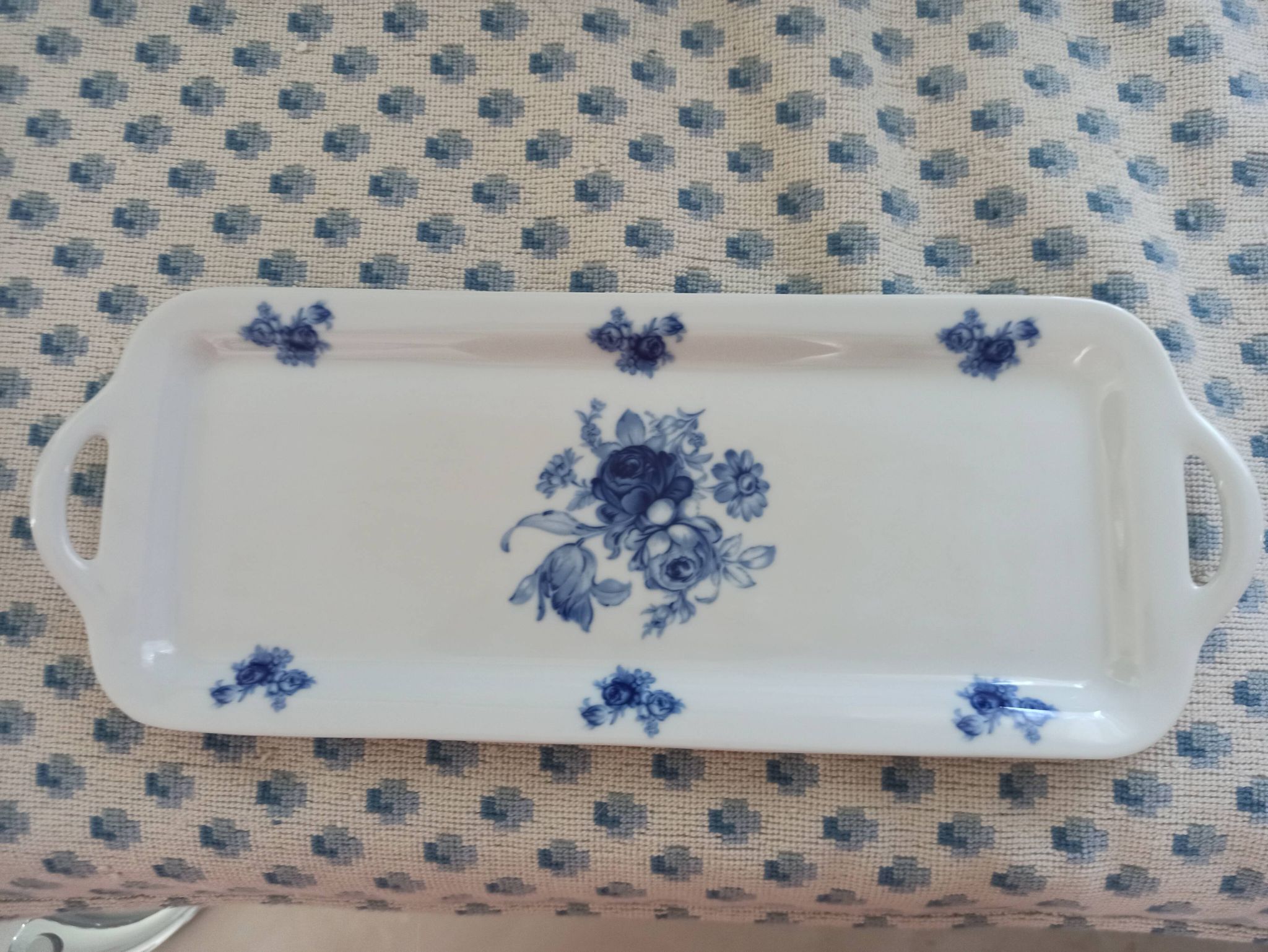 Presentation tray in blue and white Baudour porcelain