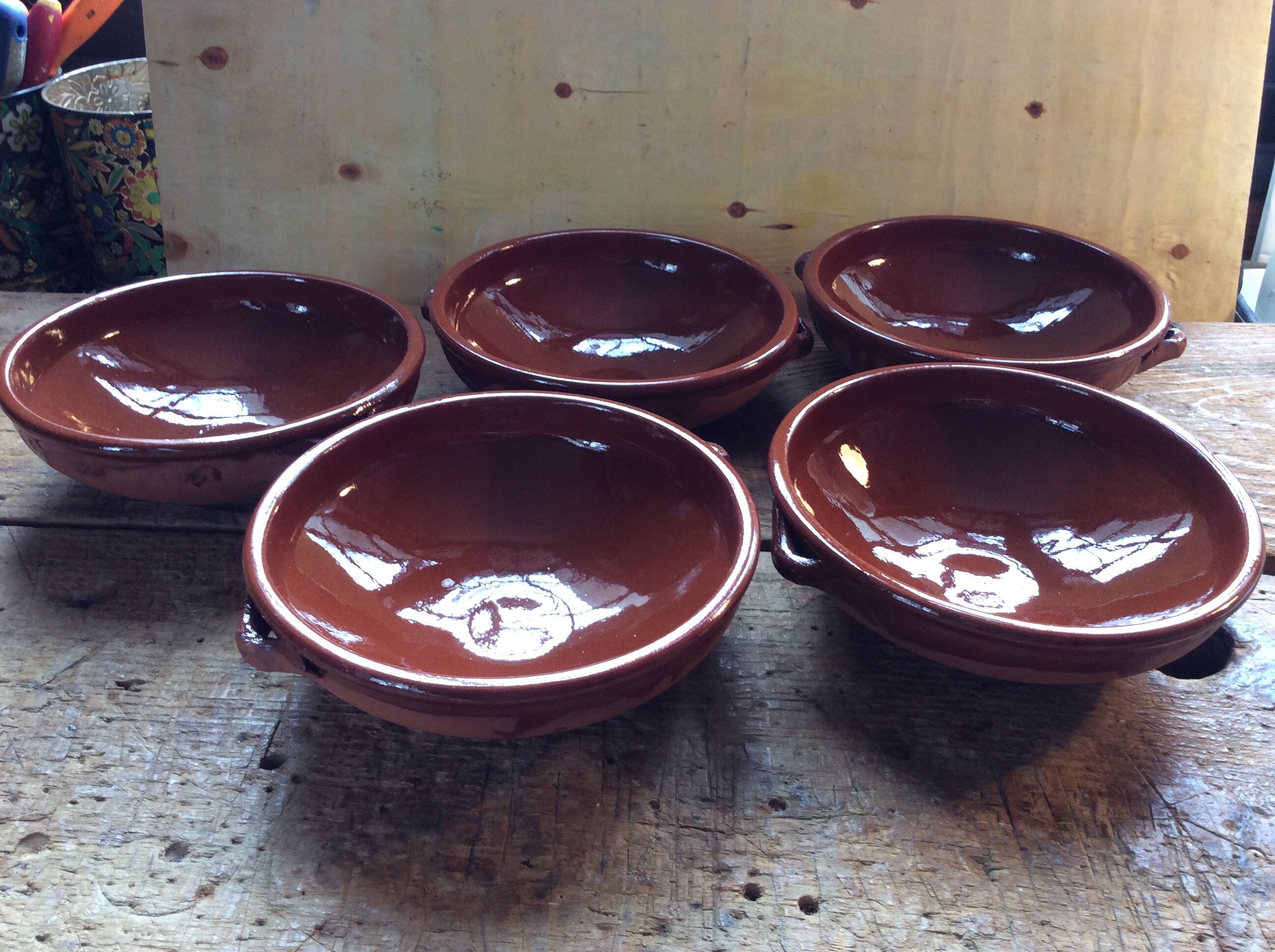 5 plates hollow or glazed earthenware dishes