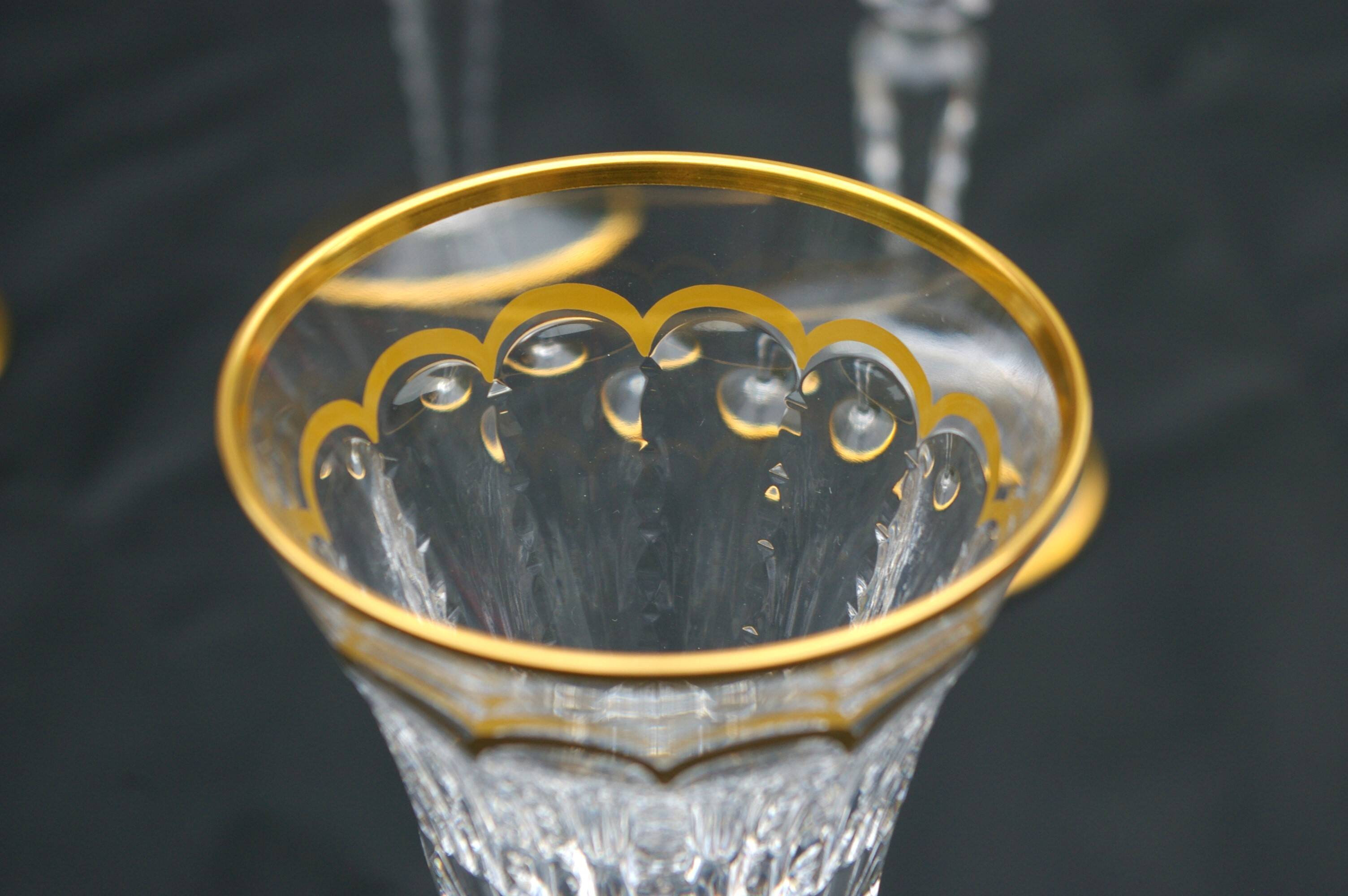 ST LOUIS Excellence - 4 large gold cut crystal wine glasses - H 22.4