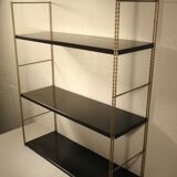 Metal string shelf