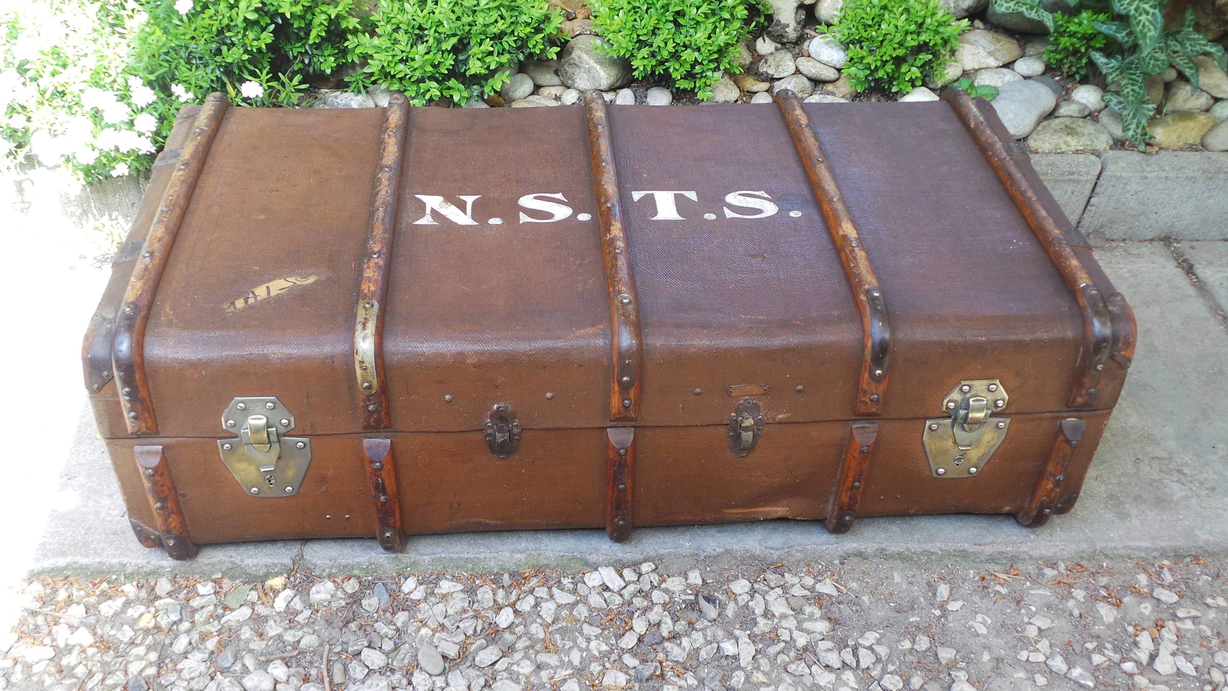 Trunk chest travel russian old