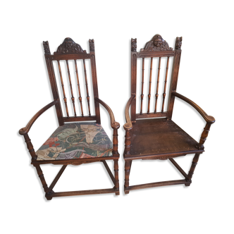 2 fauteuils néogothiques de type caquetoire