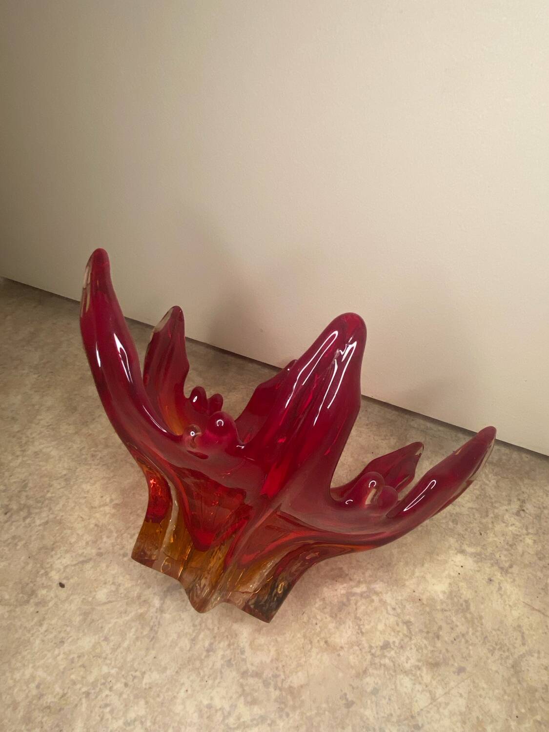 Italian Murano glass cup vase