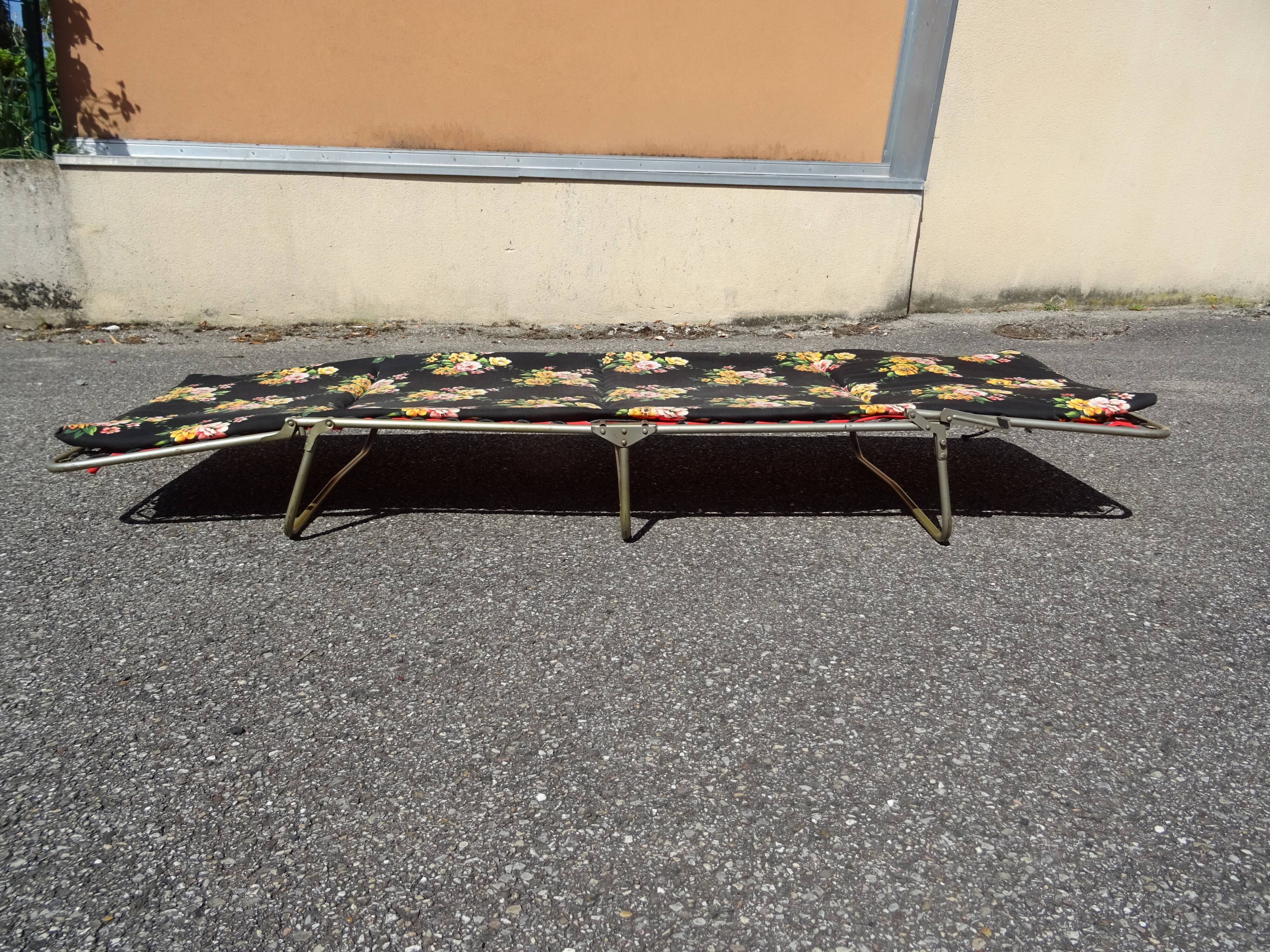 Folding chaise longue cous camp bed with flowers vintage brand Castel Joyeux