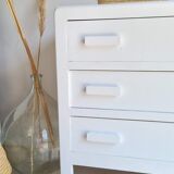 White vintage chest of drawers