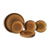 Dish and its 6 ceramic plates