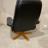 Scandinavian black leather relax armchair