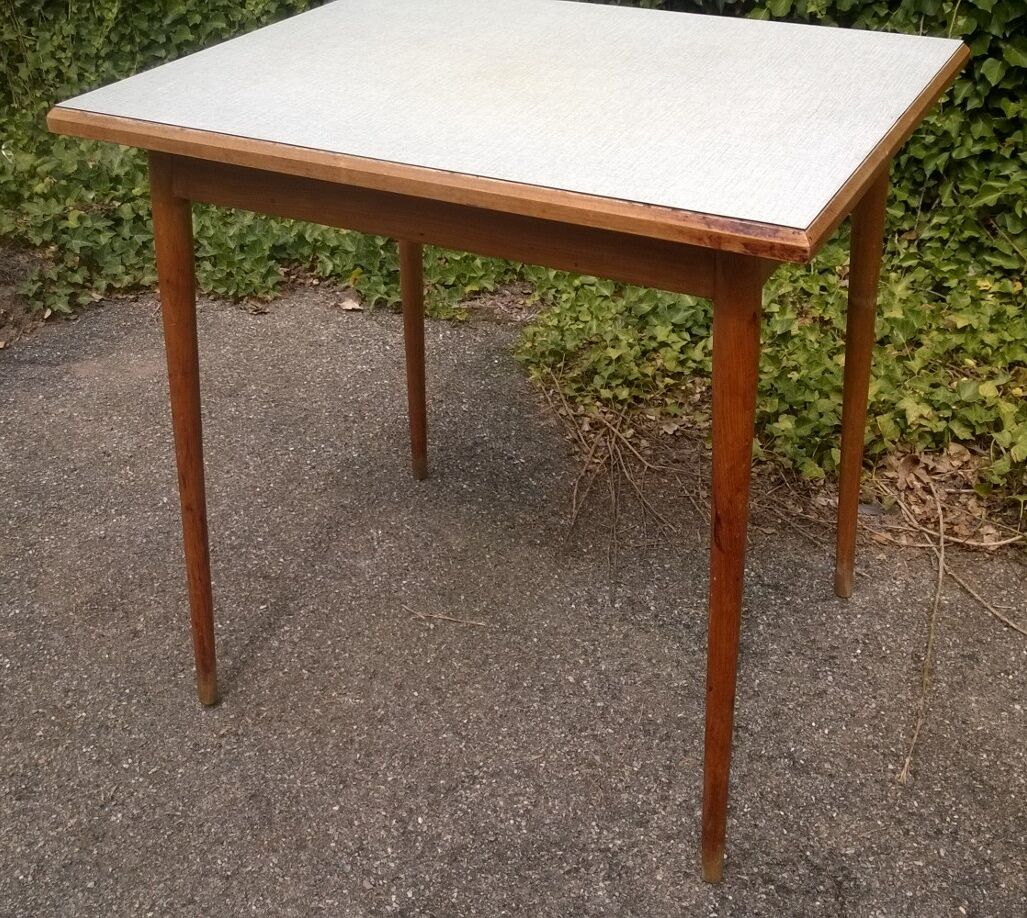 Table and chairs kitchen years 60