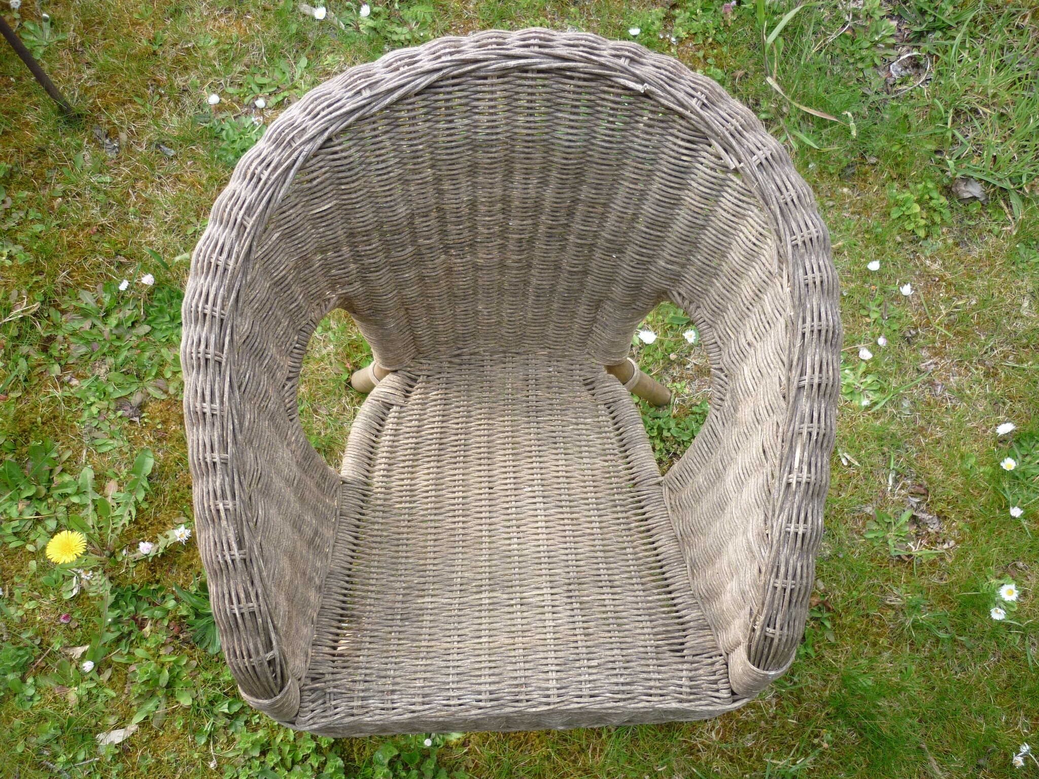 Fauteuil enfant corbeille en rotin