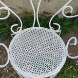 Salon de jardin ancien en fer plein milieu xxeme