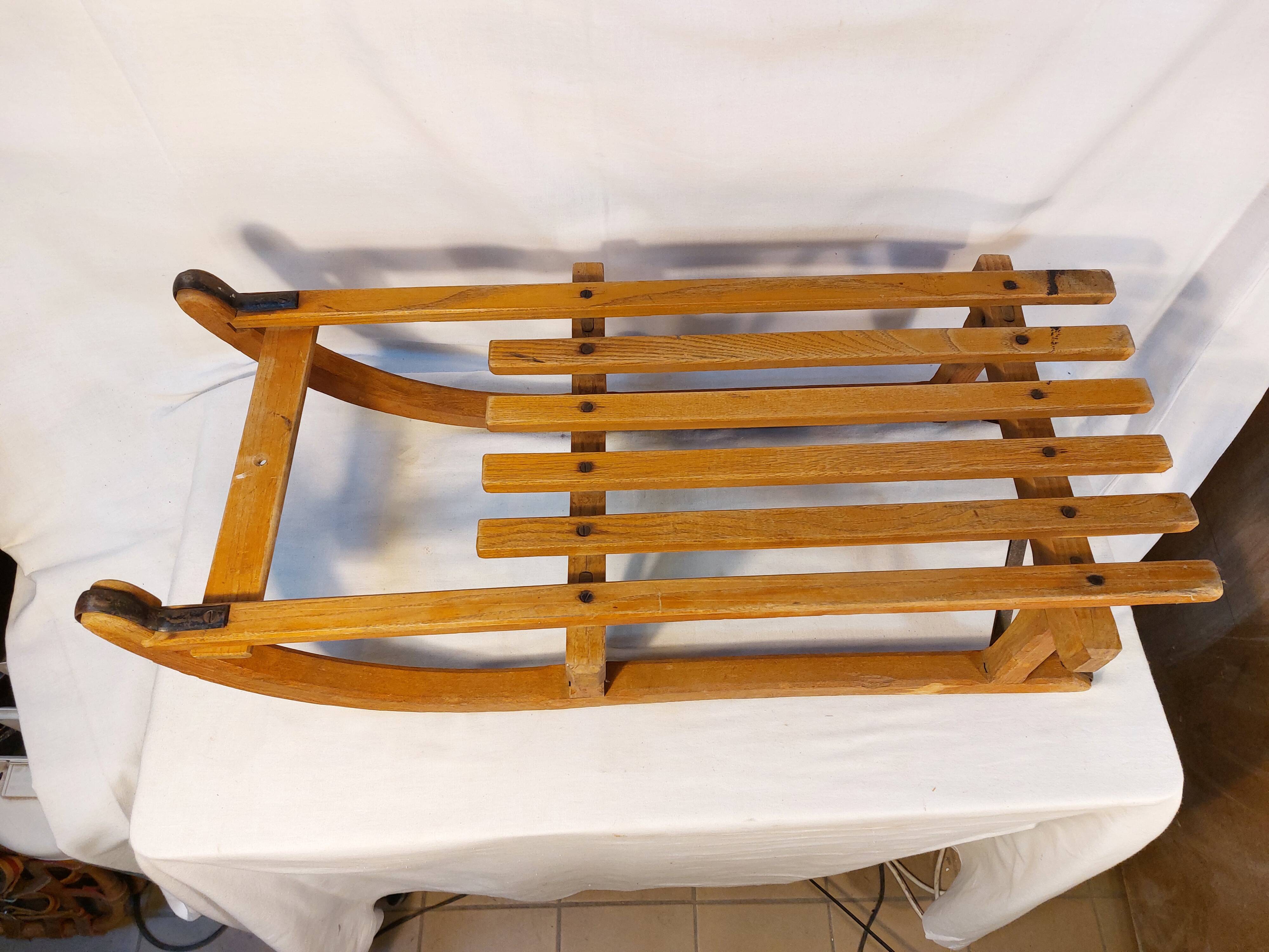 Vintage wooden and metal sled - 75 cm